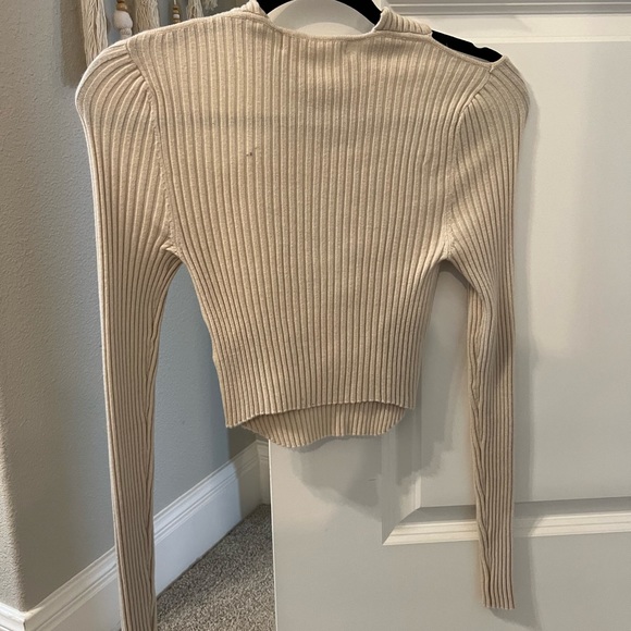 Urban outfitters cream top - Picture 3 of 3